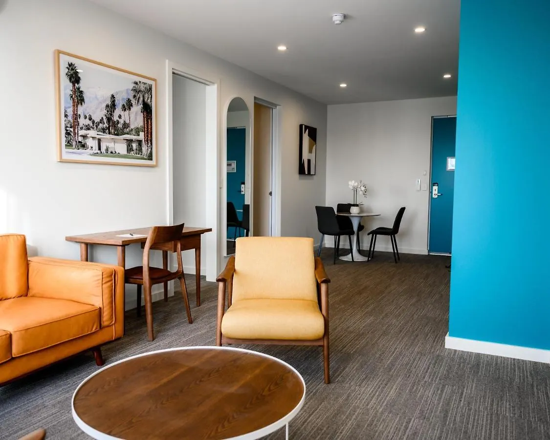 Peninsula Hotel Motel Adelaide Australia