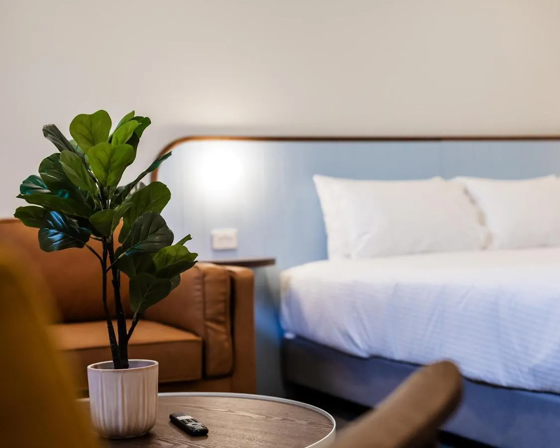 Peninsula Hotel Motel Adelaide 0*,  Australia