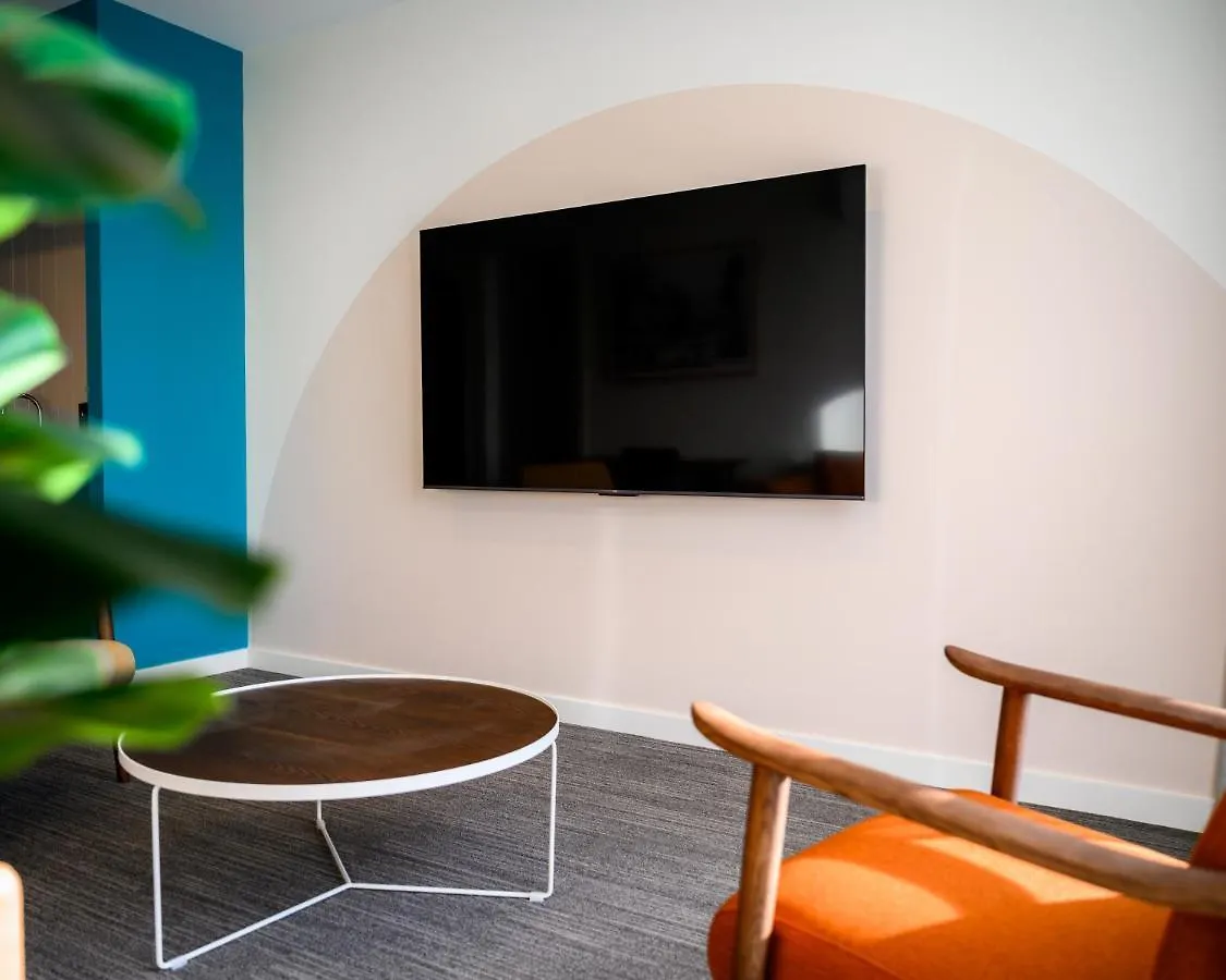 Peninsula Hotel Motel Adelaide
